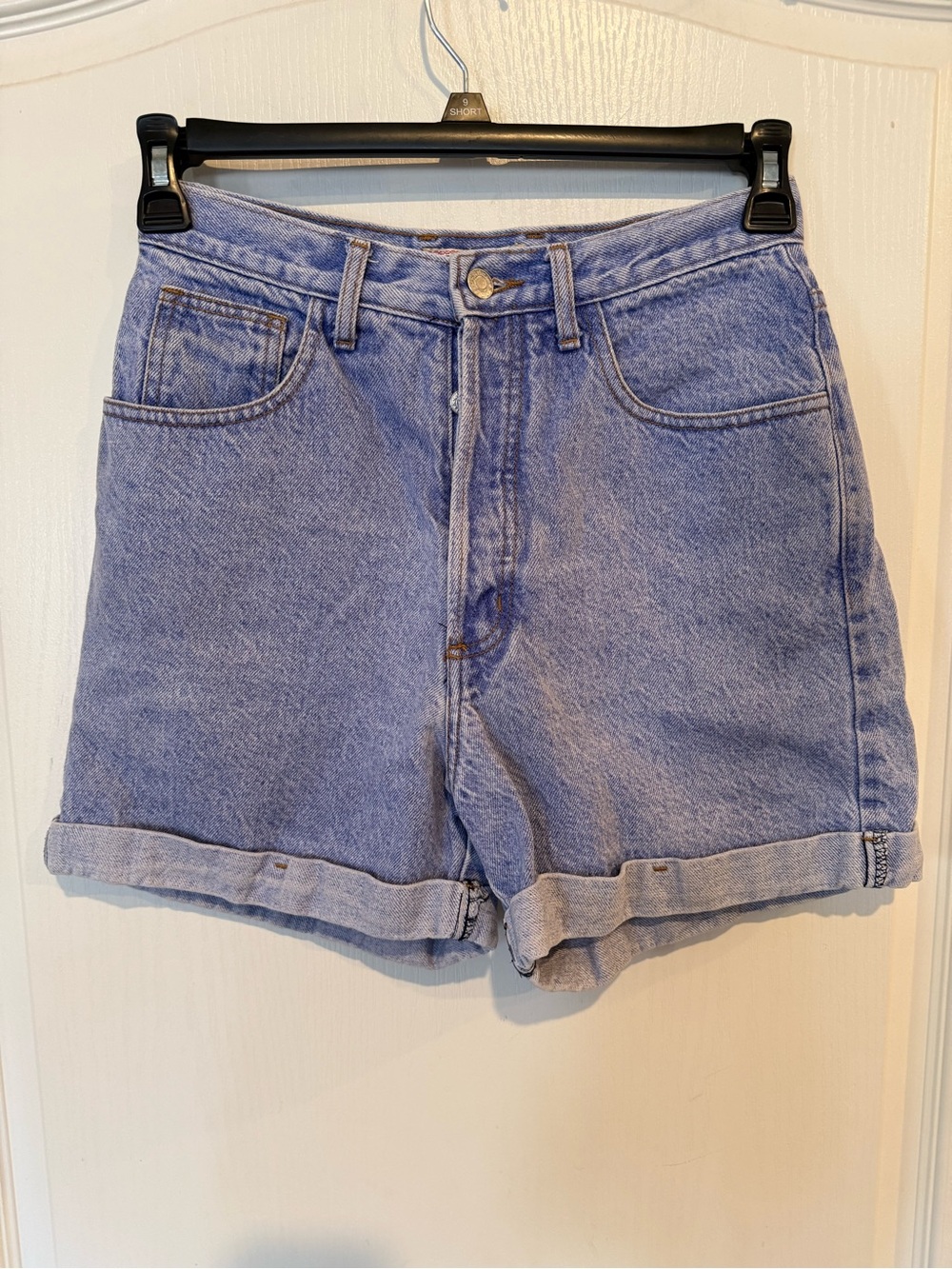 Guess vintage 90s light-wash denim mom shorts high waist cuffed hems sz 30